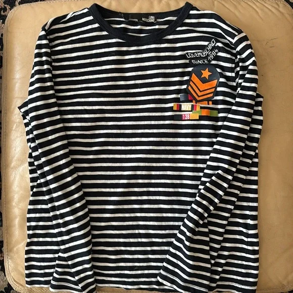 LOVE MOSCHINO LONG SLEEVE MEDIUM - Picture 1 of 4